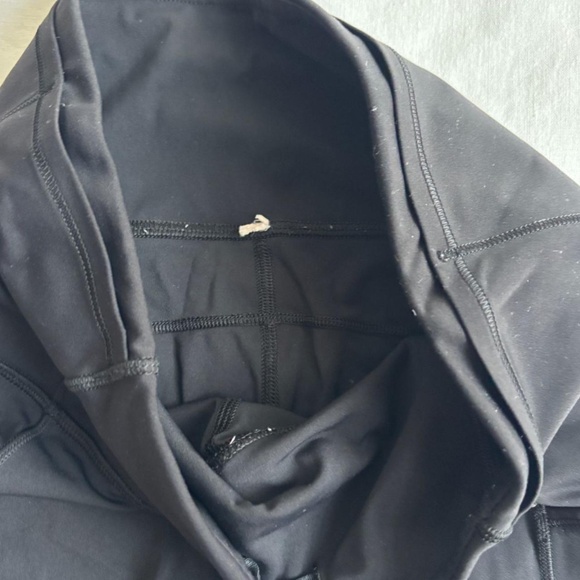 Lululemon black Fast And Free Short 6" - Picture 5 of 8